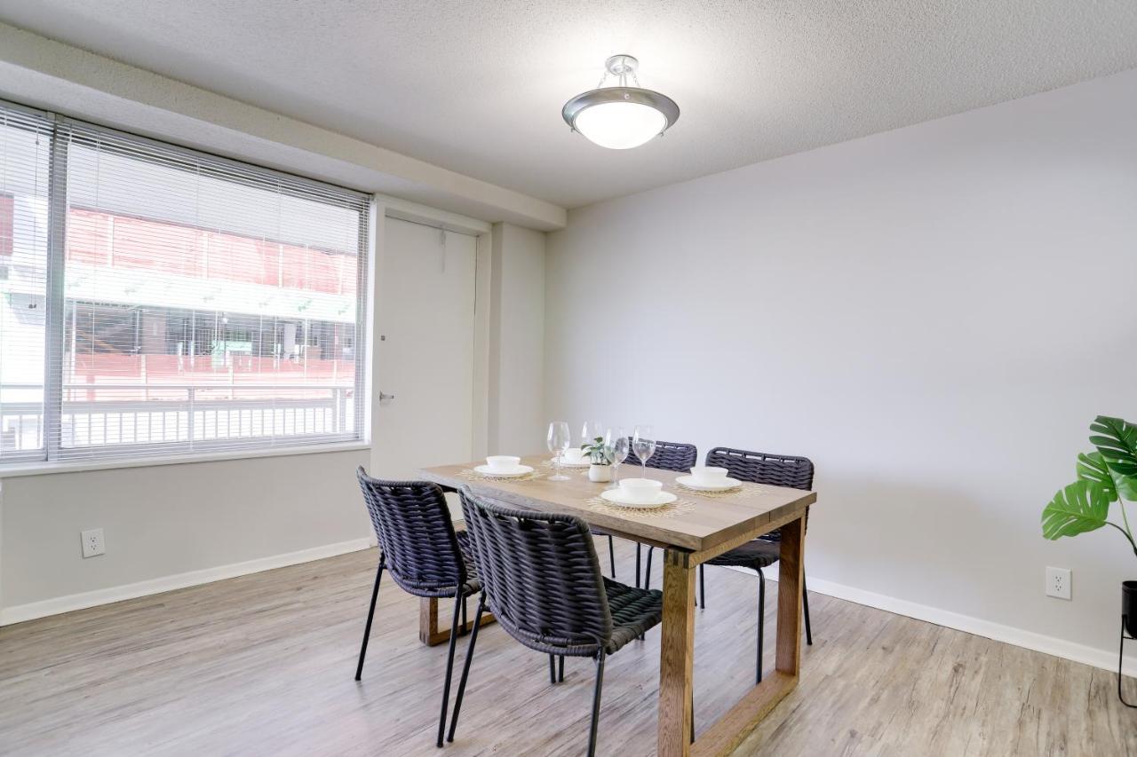 Modern Apartment At Crystal City 알링턴 외부 사진